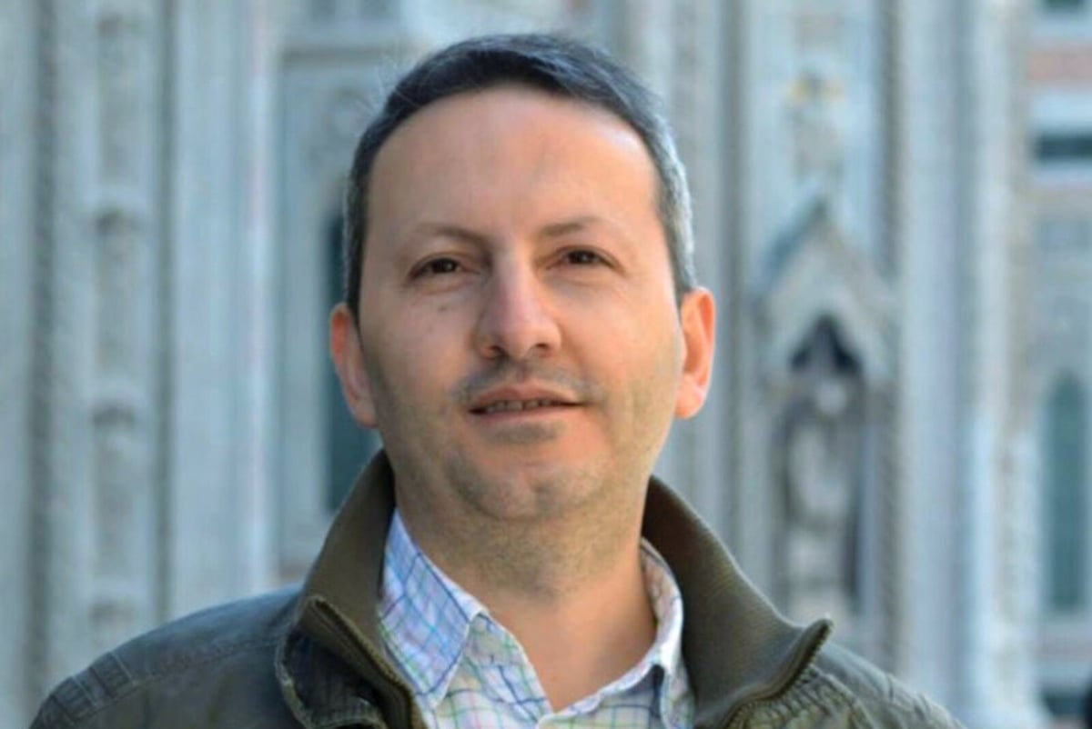 Ahmadreza Djalali Suffers Heart Attack in Iranian Prison, Life at Risk