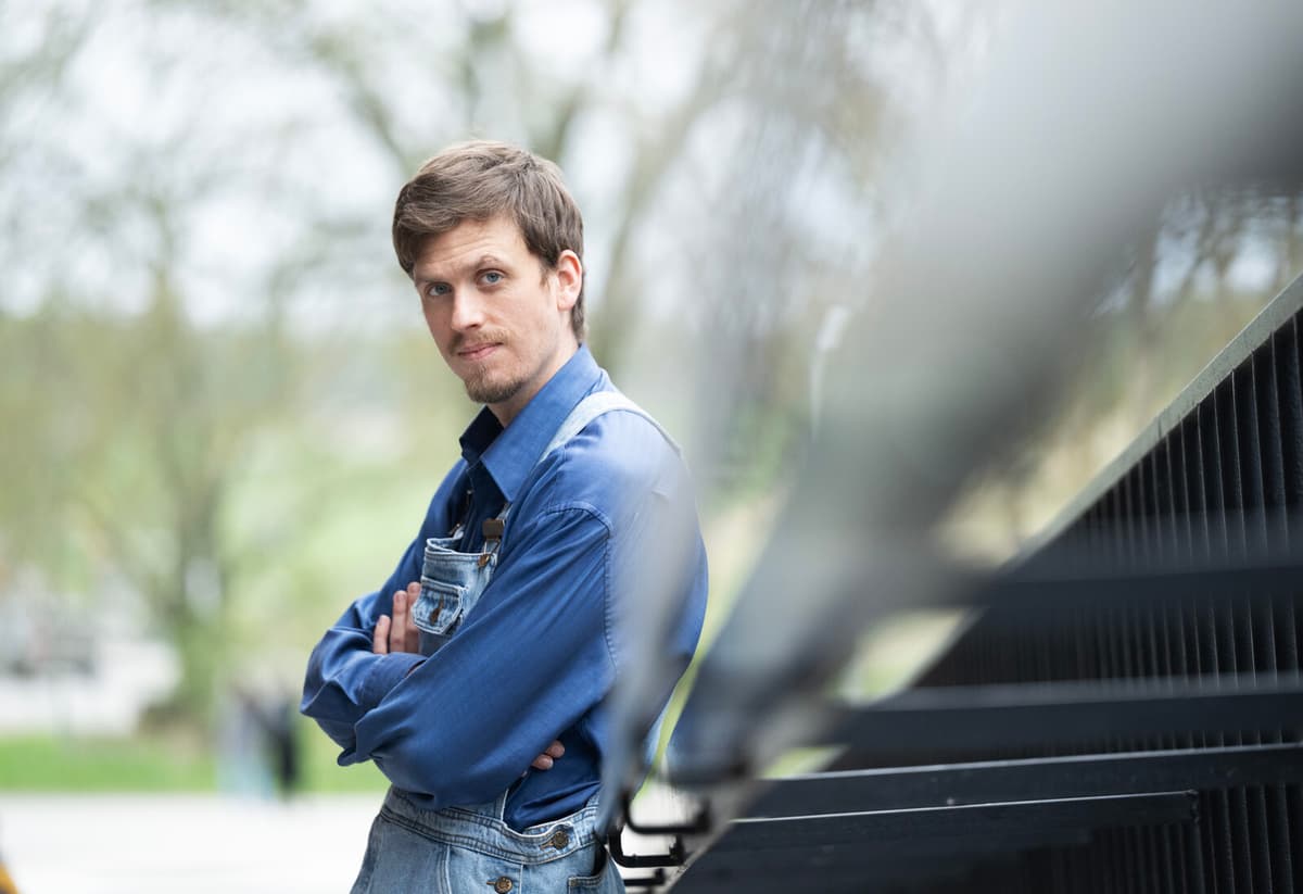 Teodor Wolgers Sets Grandfather Beppe Wolgers' Poems to Music