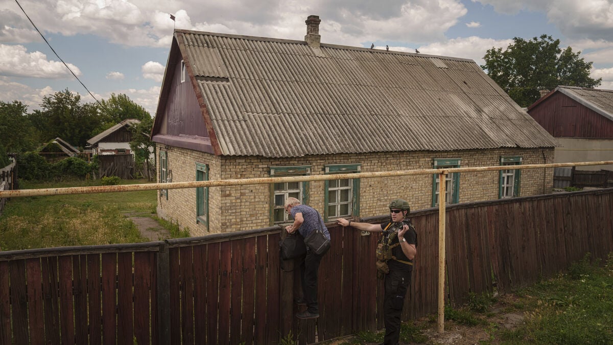 HRW: How Russia takes over Ukrainians' homes