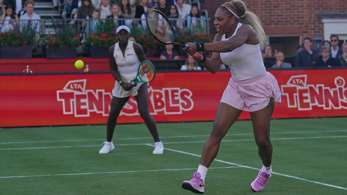 Williams' doubles partner injured, will miss Wimbledon