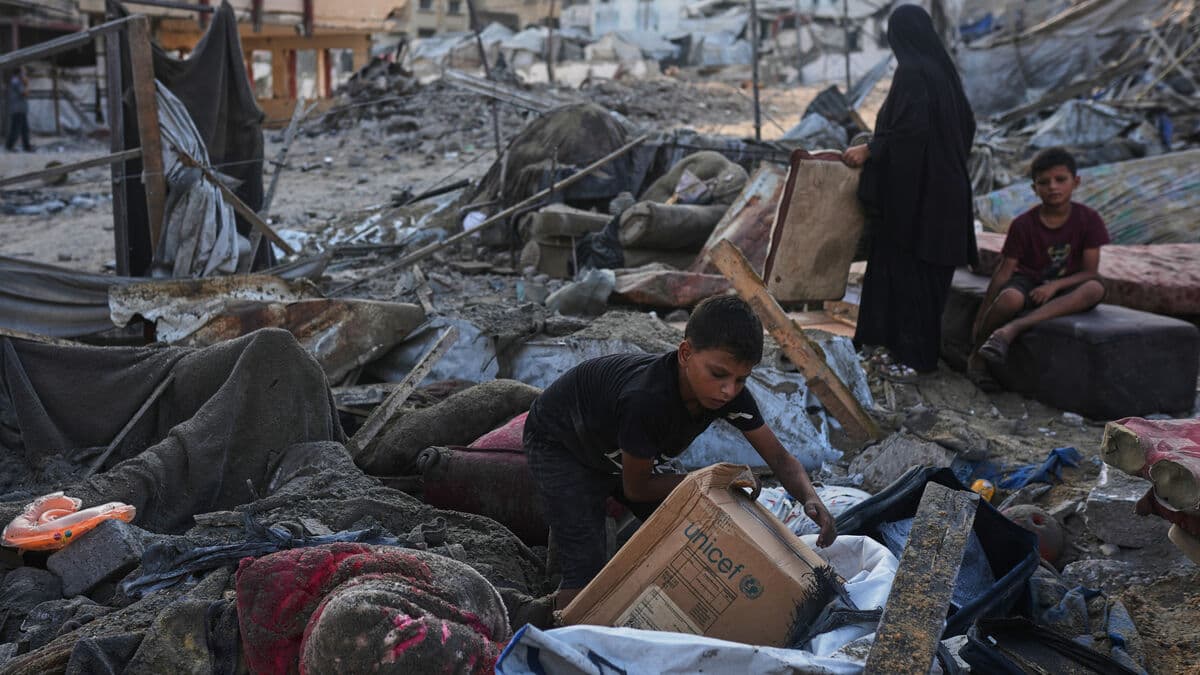 Four killed in Israeli attacks in Gaza, including two children