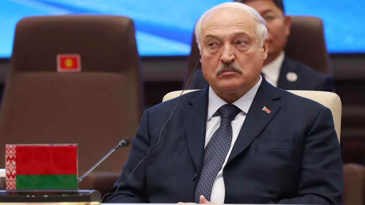 Belarus to release 25 political prisoners in deal with US envoy, report says