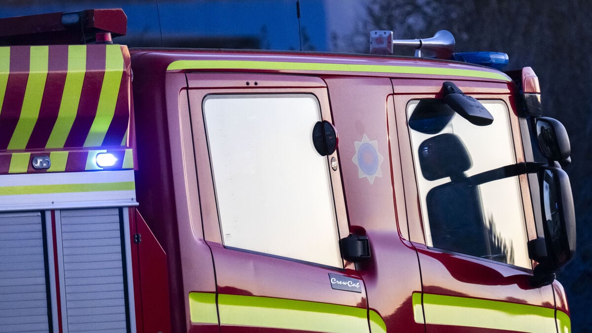 Two firefighters and another person taken to hospital after major barn fire in Hallsberg municipality
