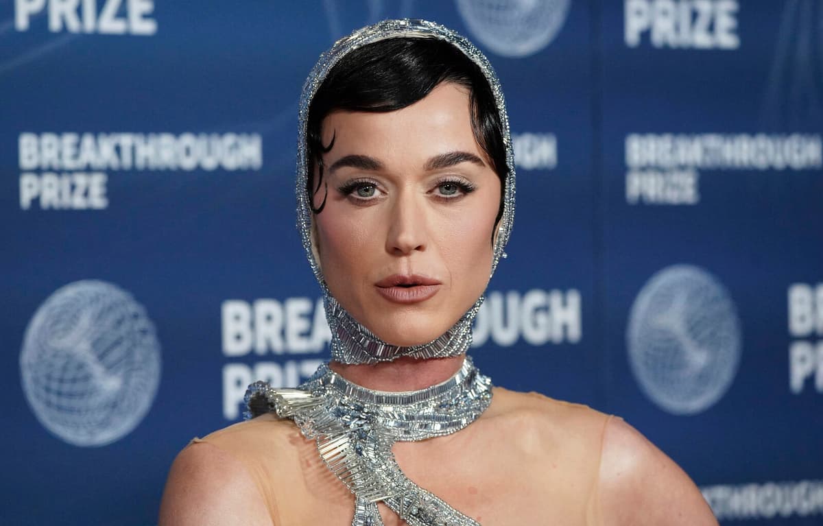 Katy Perry Responds to Online Criticism with Humility and Love