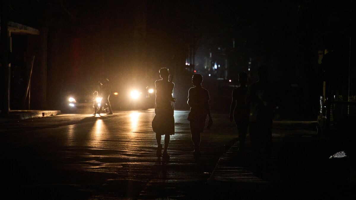 Aid begins flowing into crisis-stricken Cuba