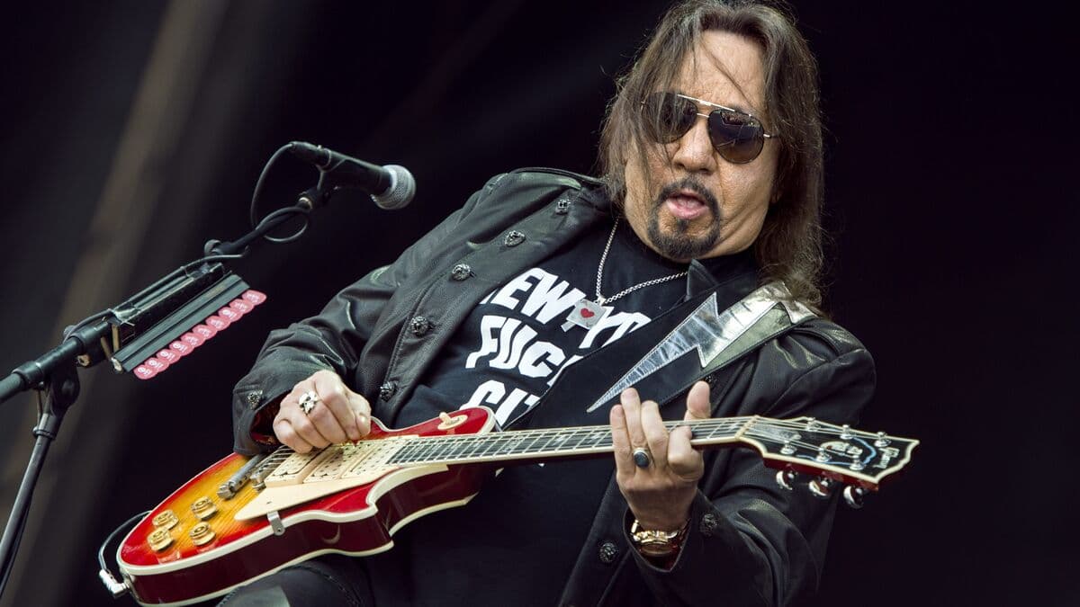 Ace Frehley on Respirator After Brain Hemorrhage Reports
