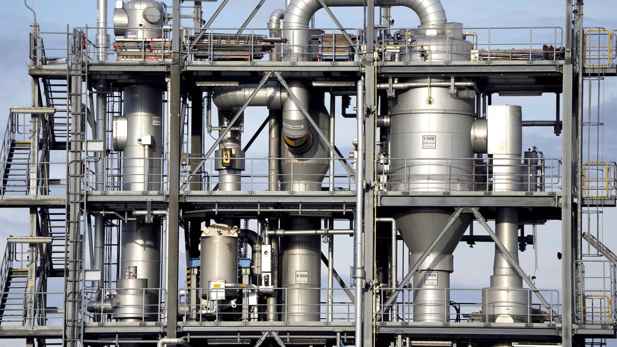 BASF raises profit forecast after strong second quarter results