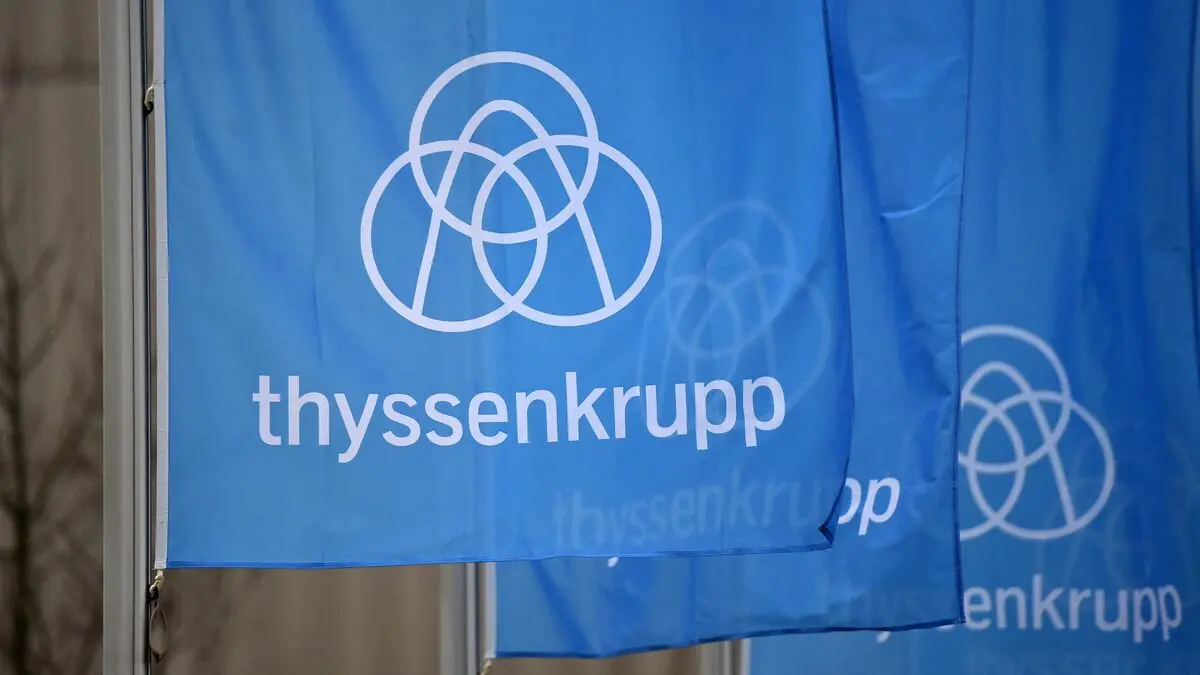 Thyssenkrupp falls 3 percent after report shows unexpectedly large net loss