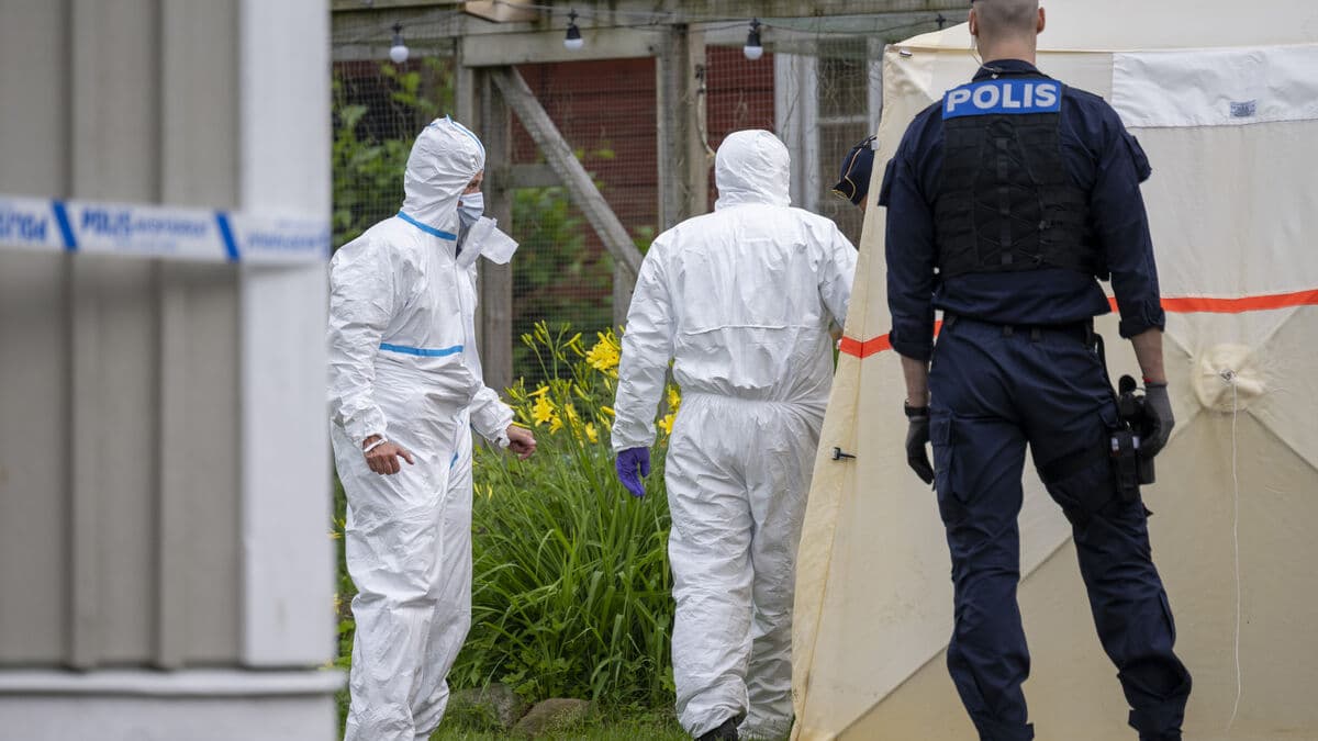 Two girls taken to hospital