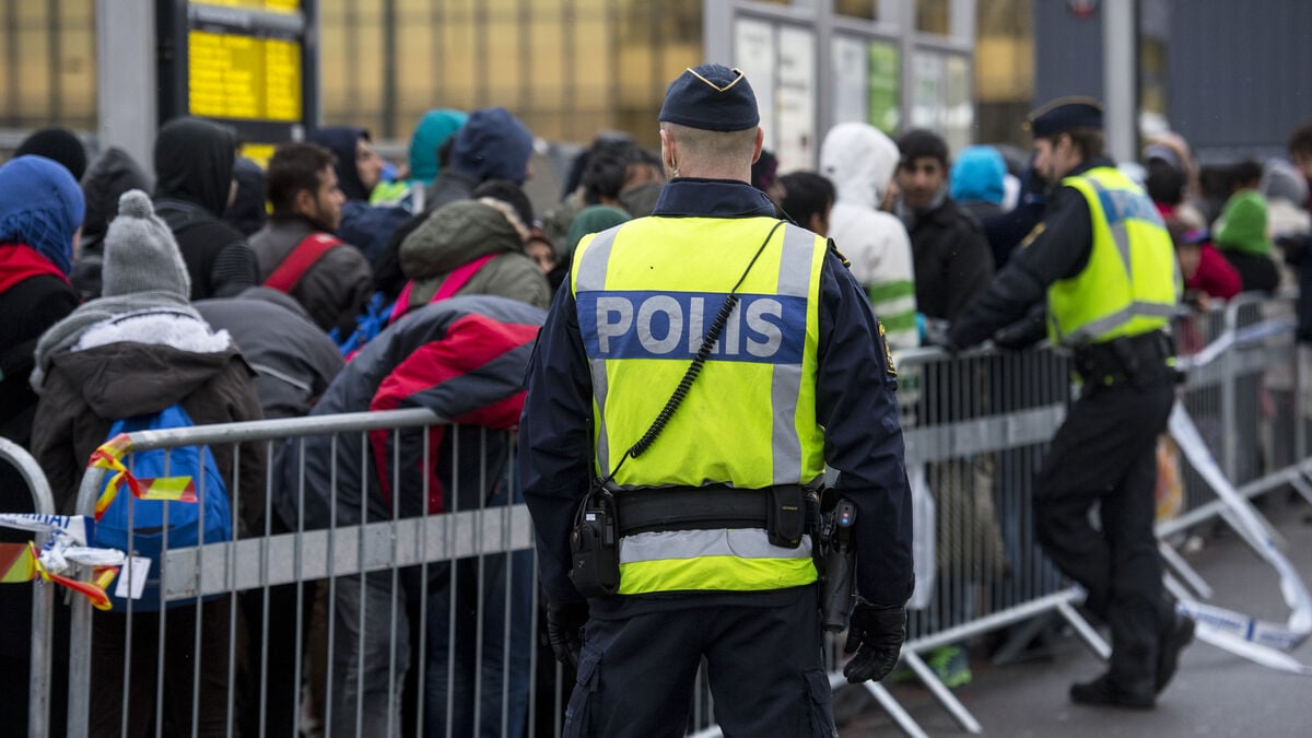Parties spell out their immigration and integration proposals