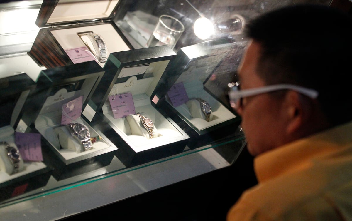 Strong Growth in Second-Hand Luxury Watch Market