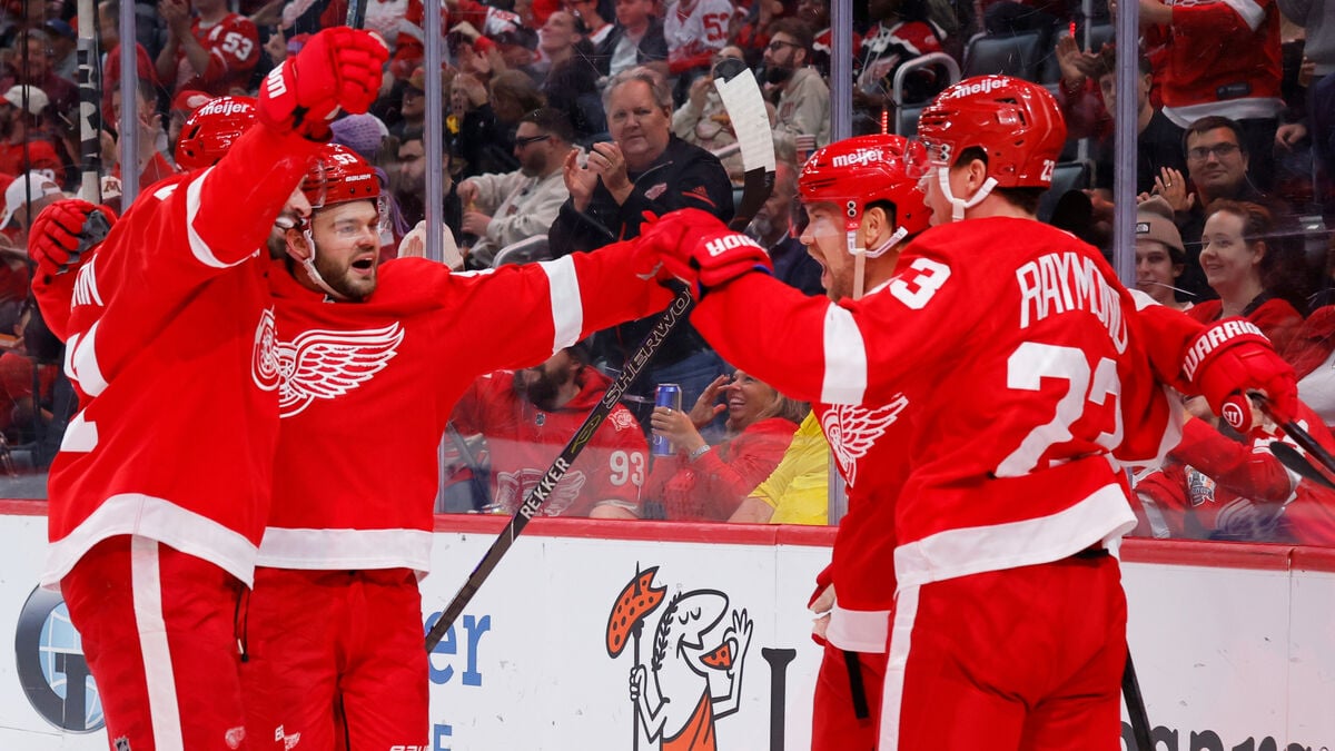 Viktor Arvidsson Scores, but Detroit Falls 6–3 to Seattle