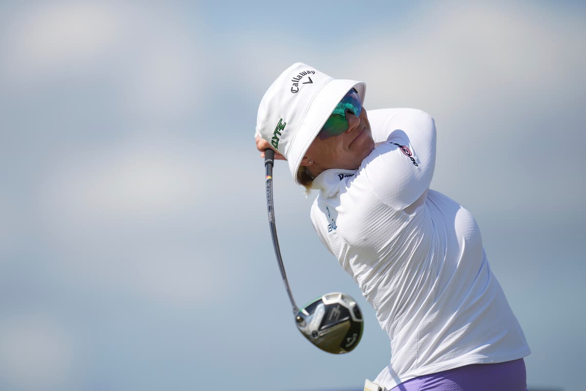 Sagström Advances in British Open as Stark Misses Cut