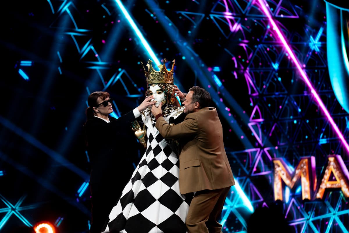 World Champion Kajsa Bergqvist Unmasked on Masked Singer Sweden