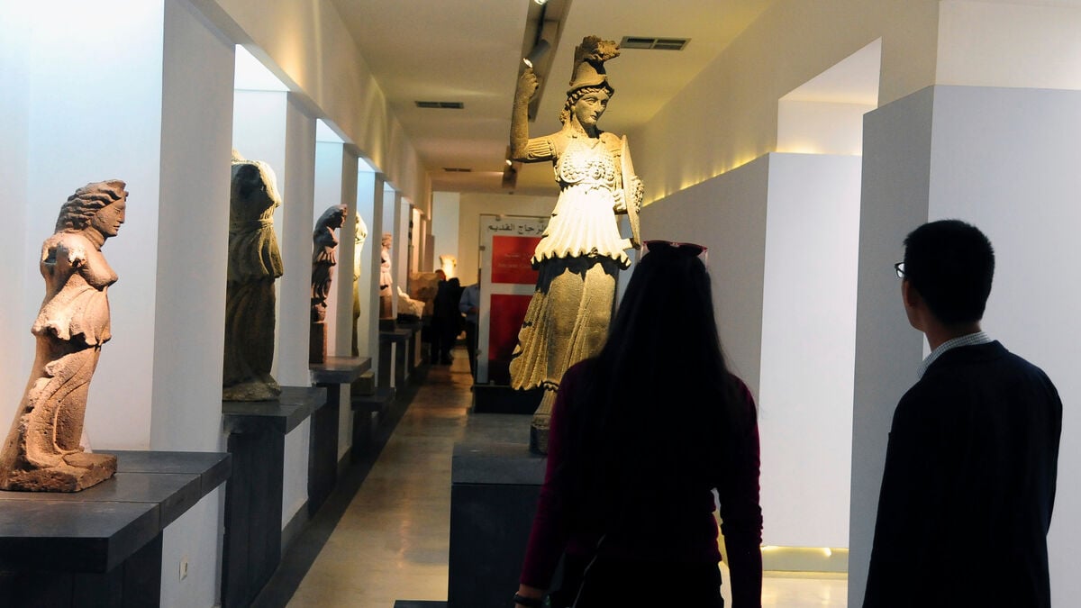 Ancient treasures stolen in Syria