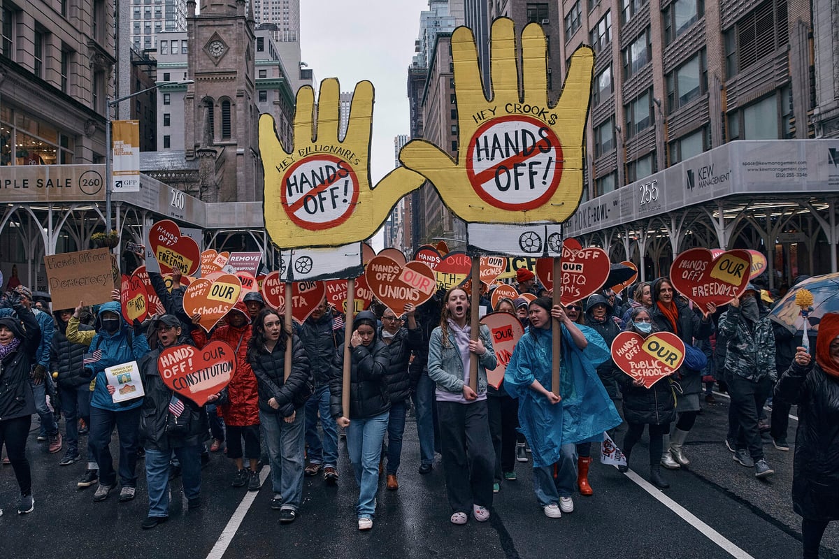 Thousands Rally Across US and Europe Against Trump's Policies