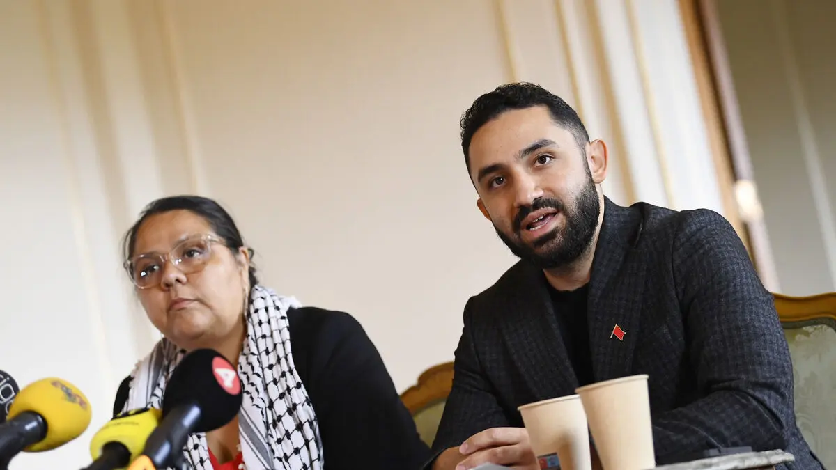 Political savages start new left-wing party