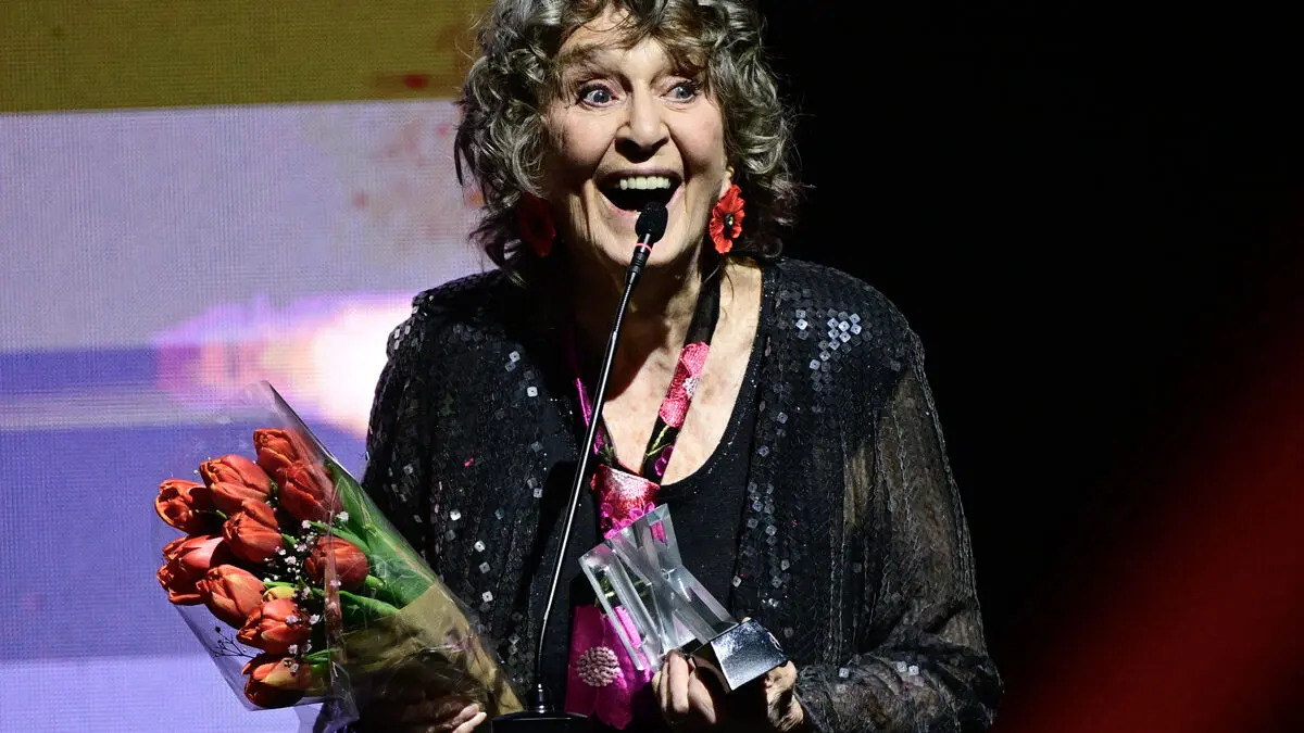 Siw Malmkvist named this year's darling at the QX gala