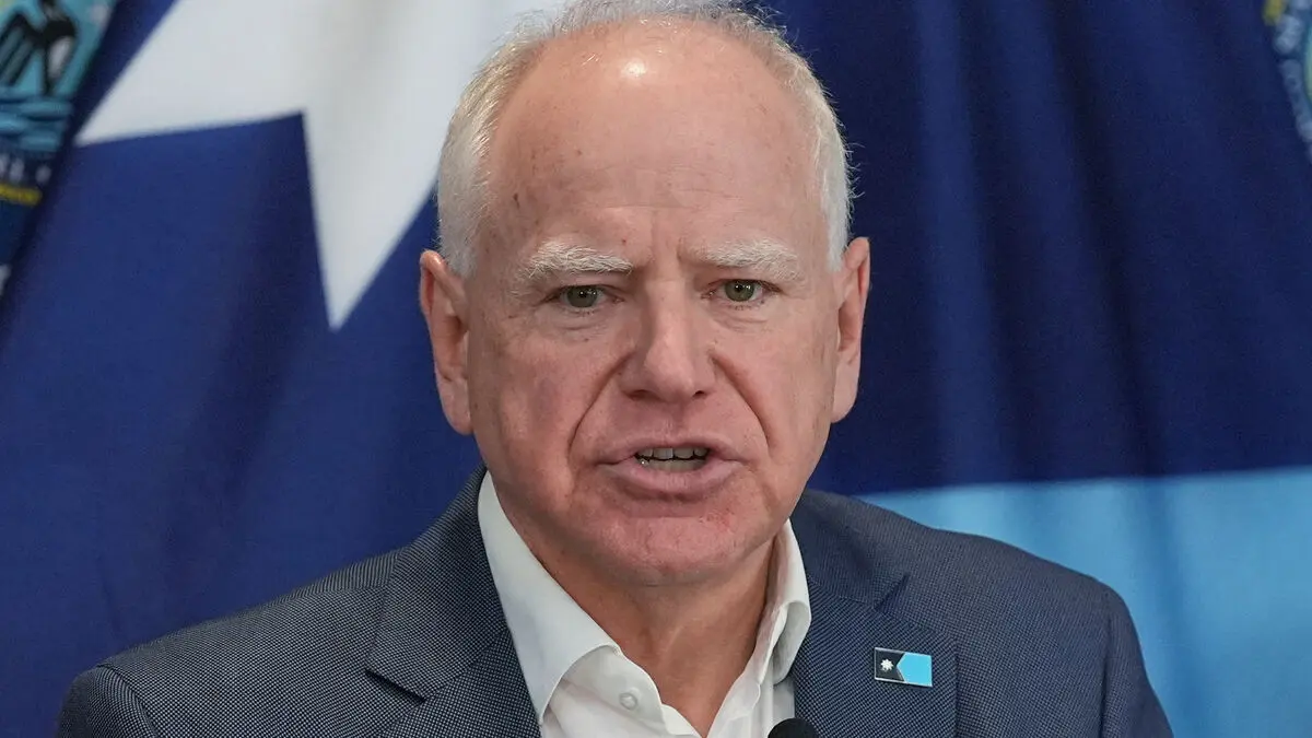 Minnesota governor: federal immigration police to end operations in days