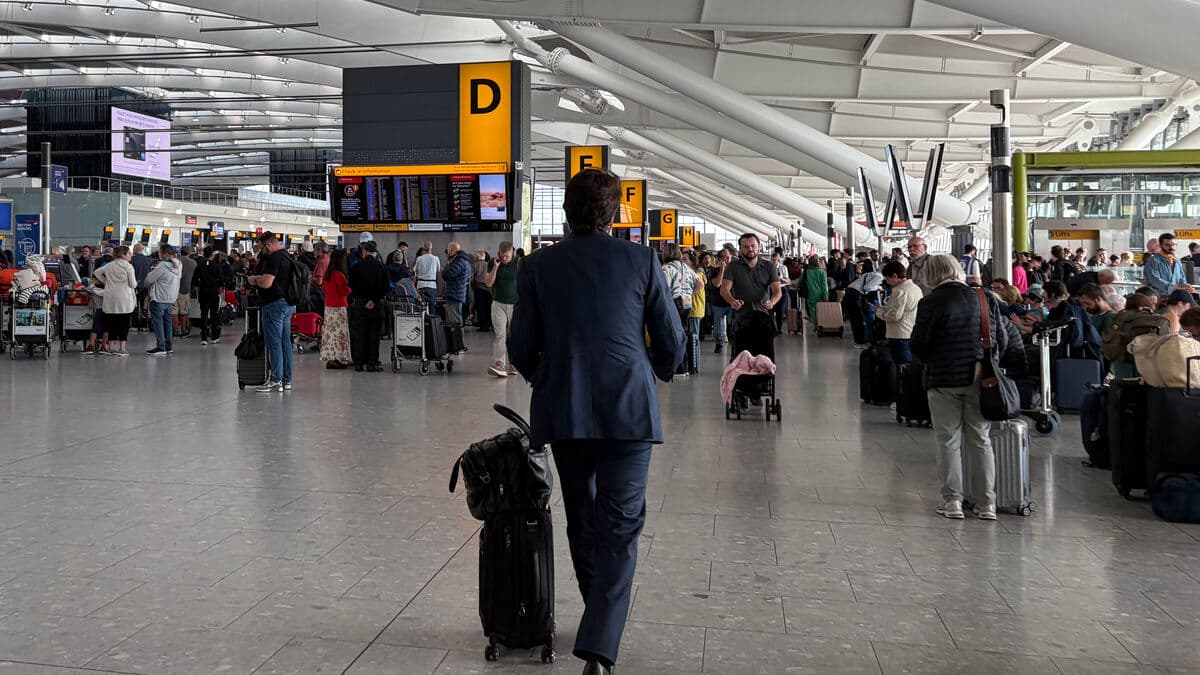 More flights cancelled to and from the UK as airport disruptions continue