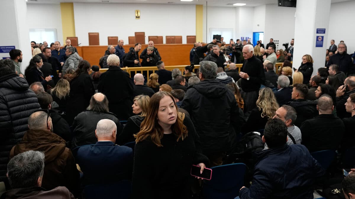 Chaos delays trial over 2023 Greek train tragedy