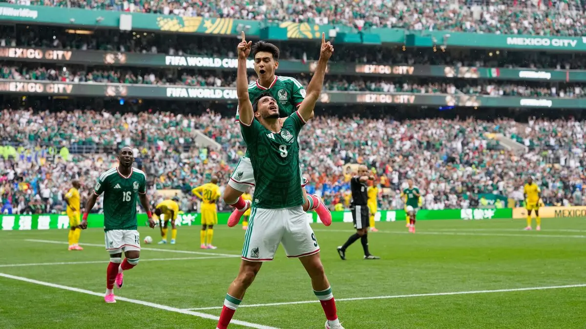 Mexico scolded - three red cards in the World Cup opener