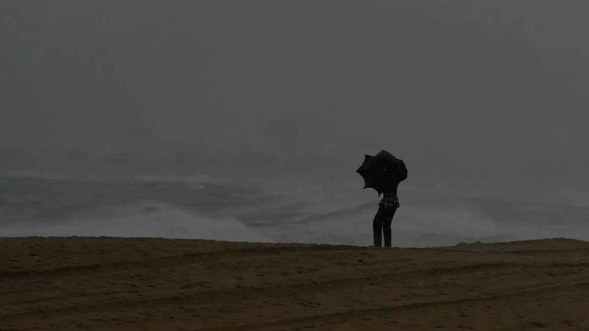 Embassy warns Swedes of storms