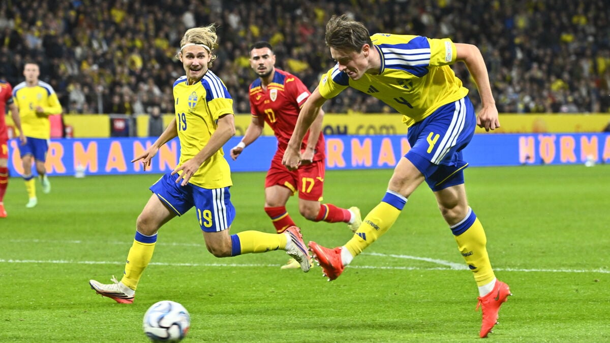 Elliot Stroud's first Sweden goal ruled out after VAR review: It’s getting ridiculous