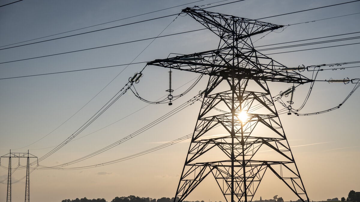 Record high electricity prices – cheaper weekends expected