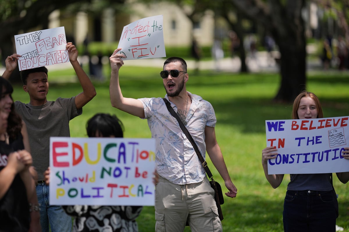 US Proposes Stricter Visa Rules for International Students