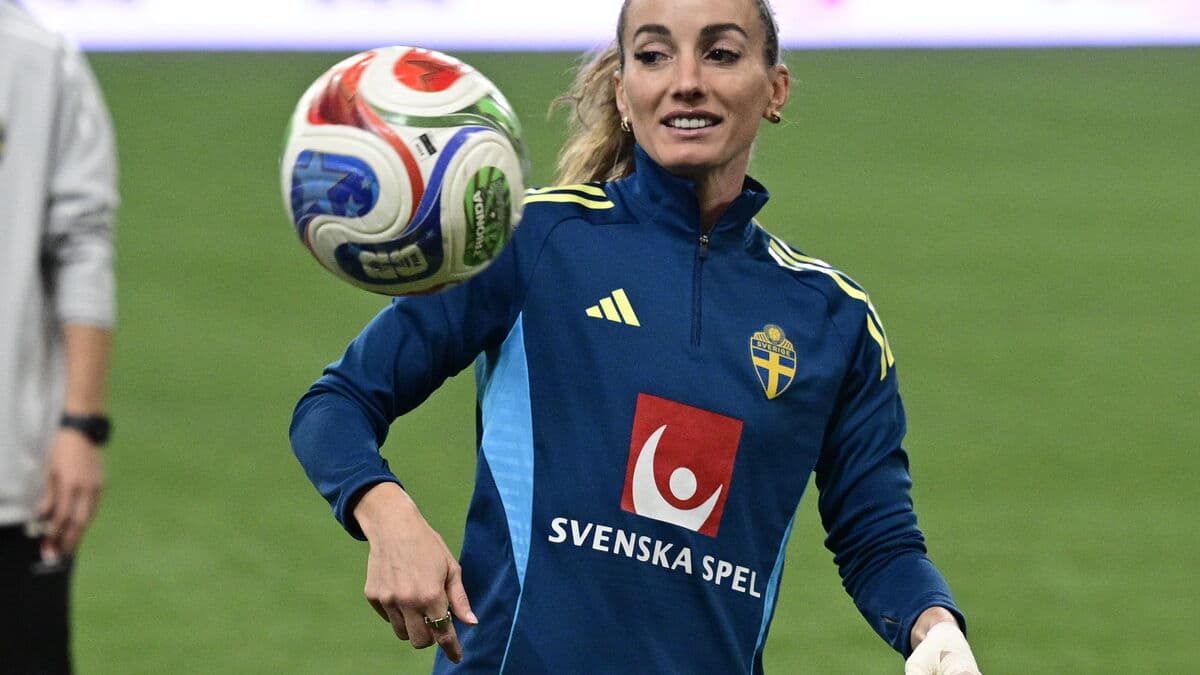 Despite serious knee injury, Kosovare Asllani extends London City Lionesses contract until 2027