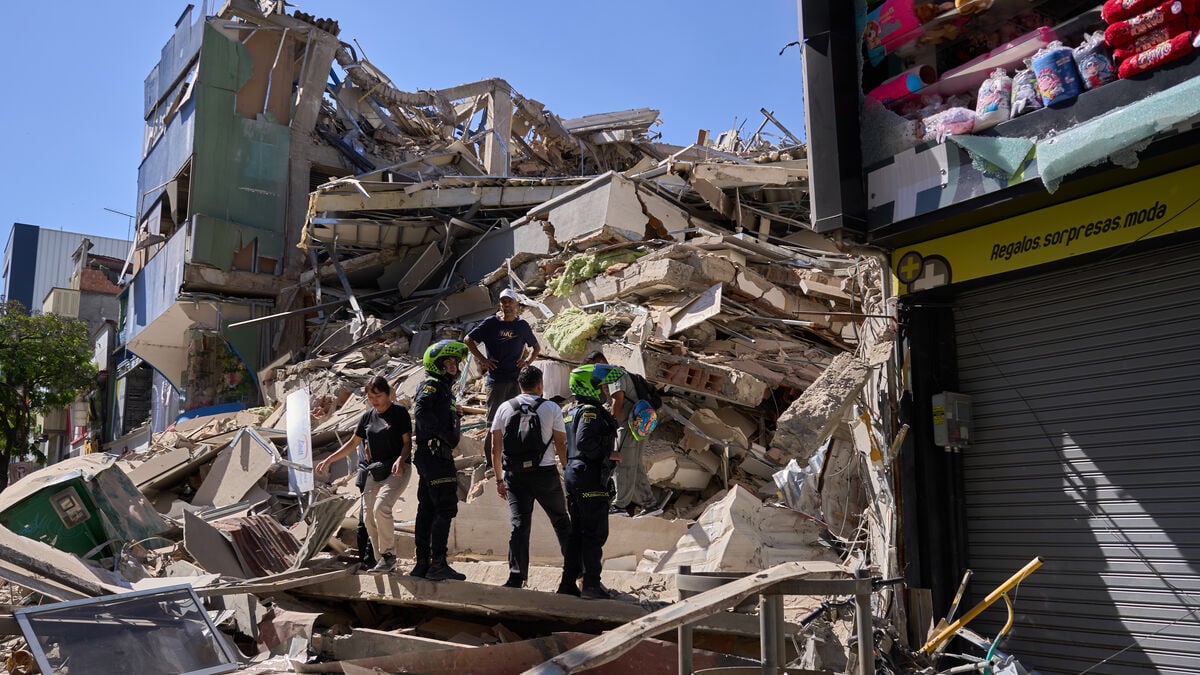 Colombia declares state of emergency after earthquake kills more than 100 people