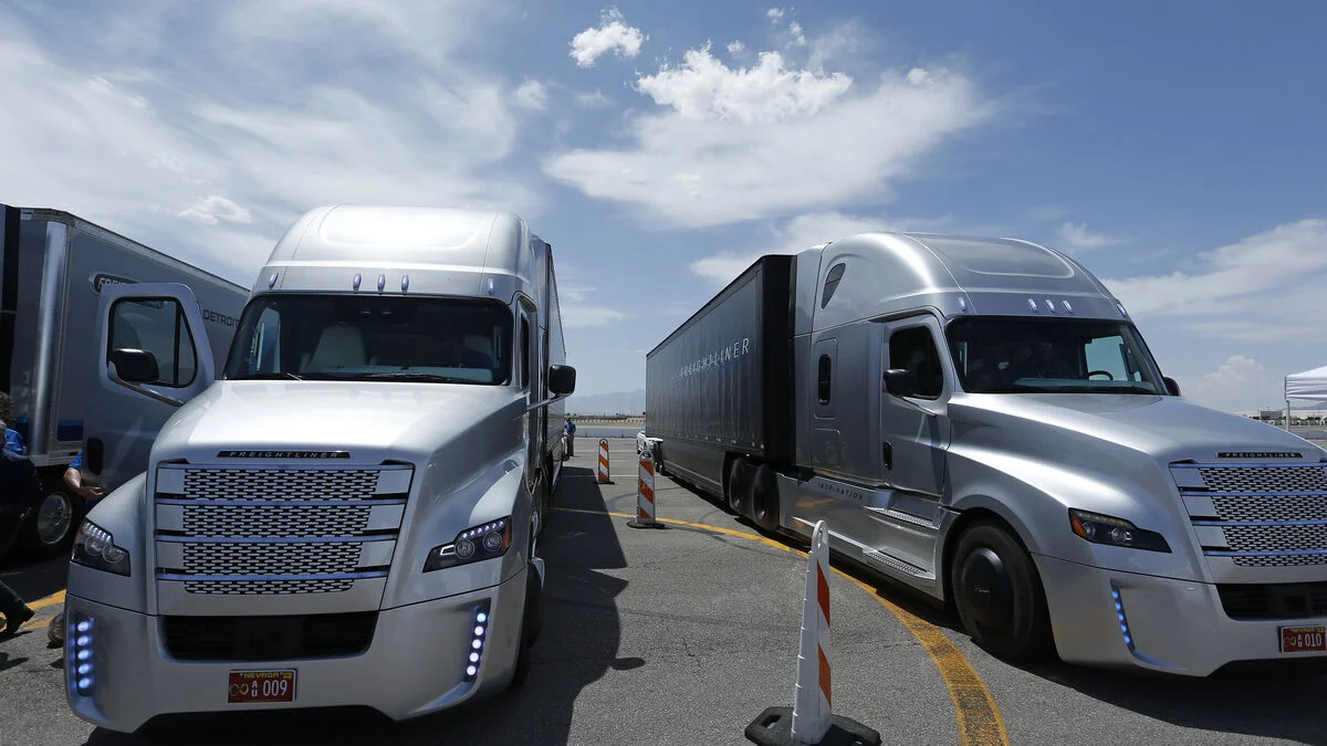 Daimler Truck Sales Rise 26% in Third Quarter, but Electric Vehicle Sales Fall 28%