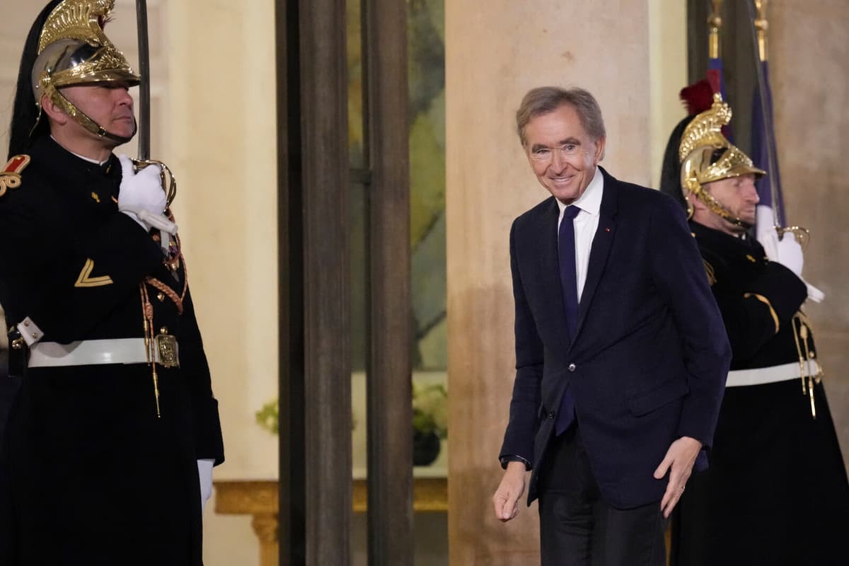 LVMH Shares Drop 6% After Larger-Than-Expected Sales Decline