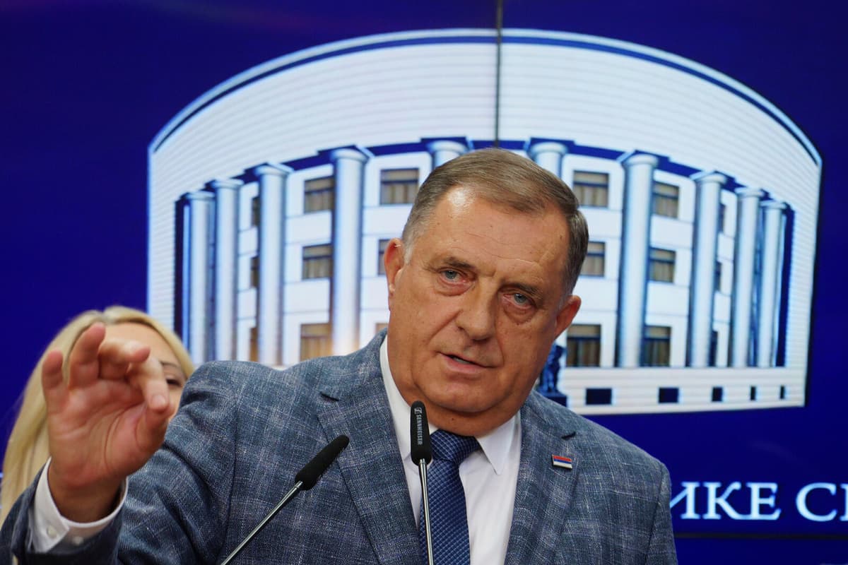 Republika Srpska Plans Controversial Referendum on Ousted President