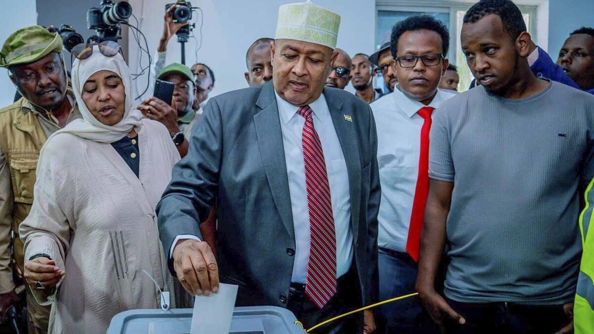 Israel recognizes Somaliland as a sovereign state and establishes diplomatic relations
