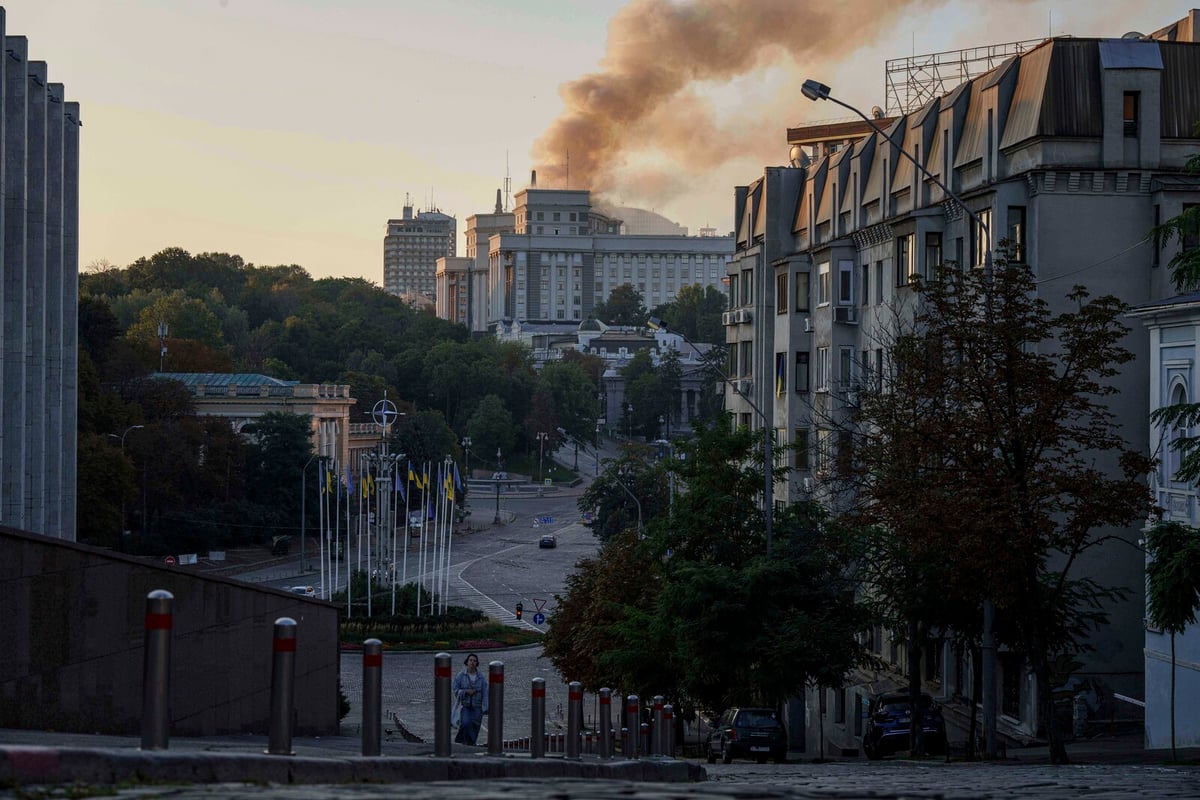 Zelenskyj: Putin Tests Global Response with Ukraine Attacks