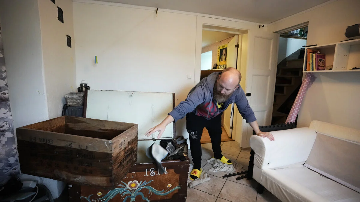 Bohuslän homeowner wakes to thunder and finds basement flooded with 30cm of water