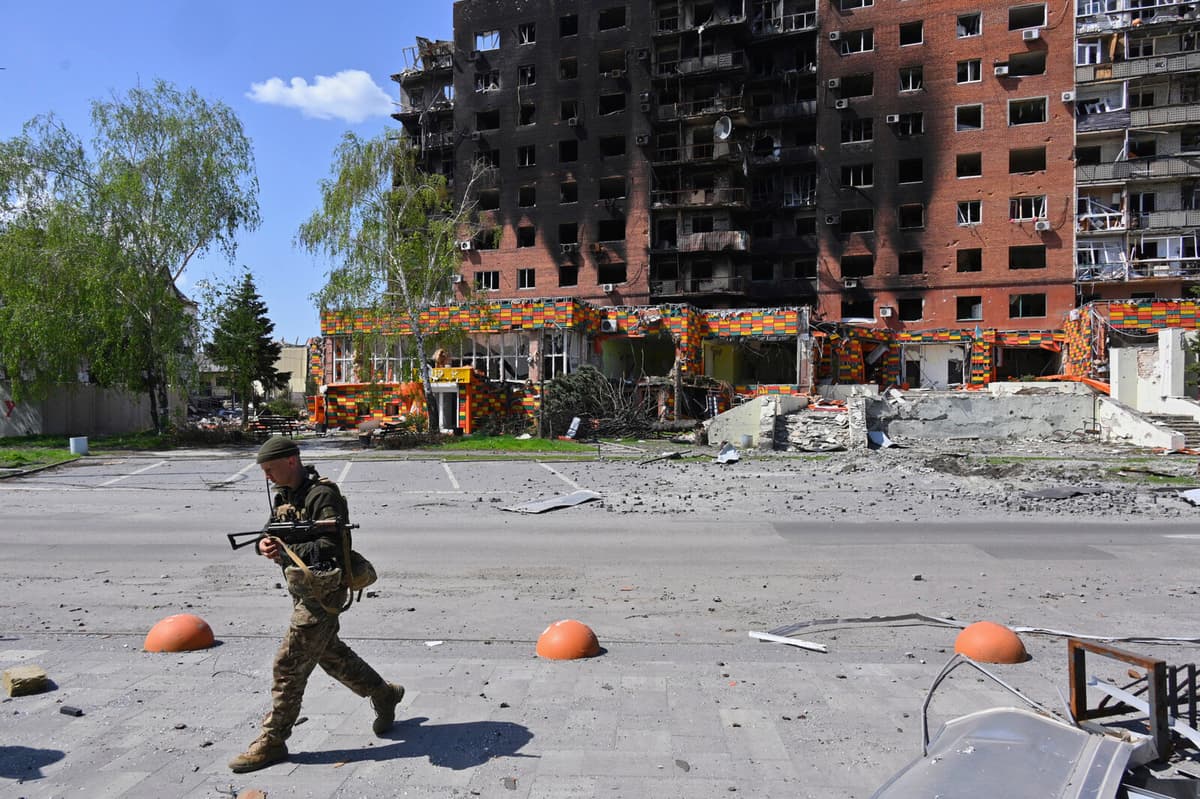 Russian Offensives in Ukraine Show Minimal Gains