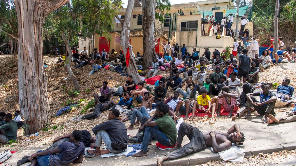 EU Proposes Rapid Response Force to Address Sudden Migrant Arrivals