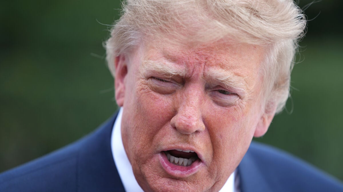 Trump says Ukraine needs a new president who can make a deal with Russia