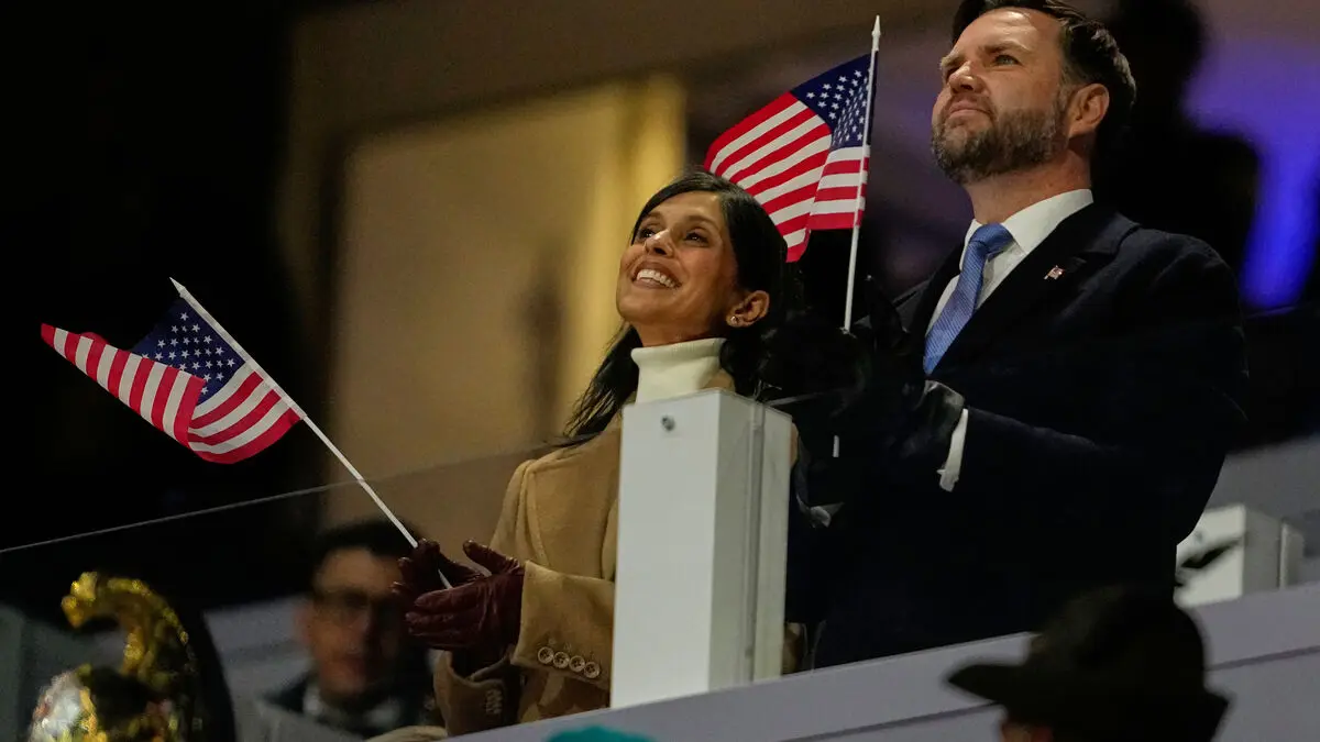 Trump's reaction to booing of J.D. Vance: Is it true?