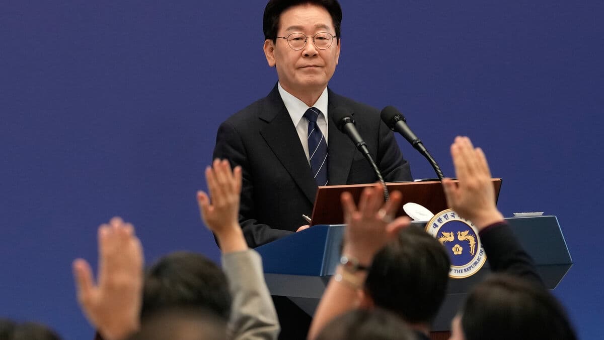 South Korea says it will not take part militarily in Iran war
