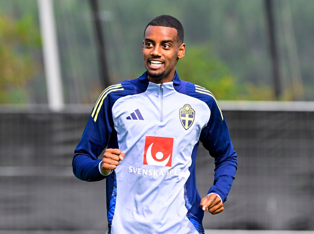 Alexander Isak Joins Sweden Training After Record Liverpool Transfer