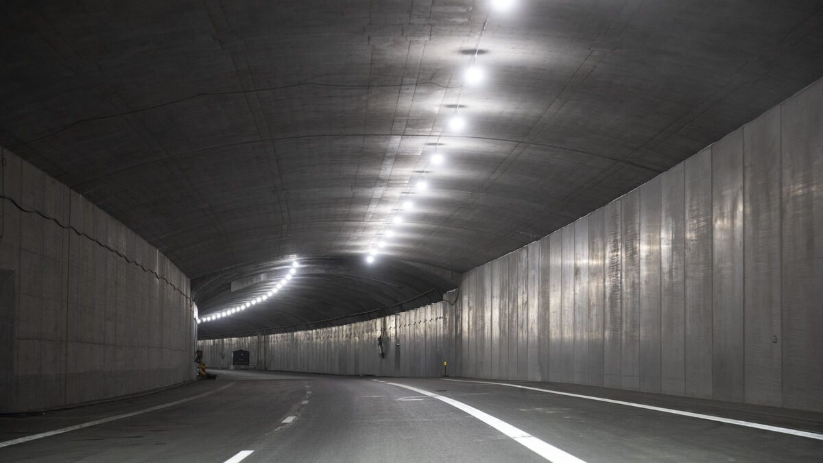 Stockholm Road Tunnel Agreement Reached Amid Subway Funding Debate
