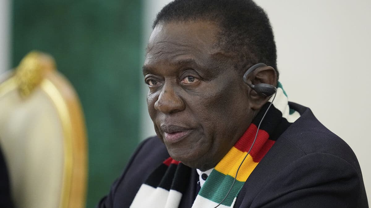 Zimbabwe’s Mnangagwa signs law extending rule until 2030
