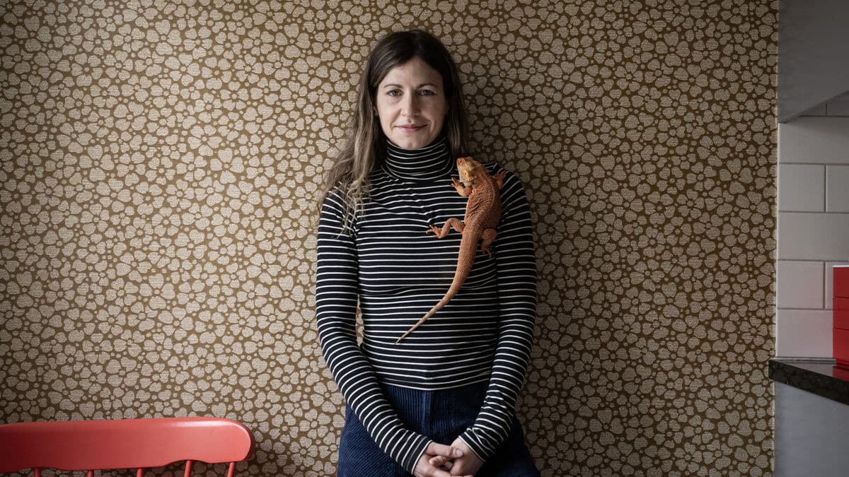 Nour El Refai in new show - jokes about being single