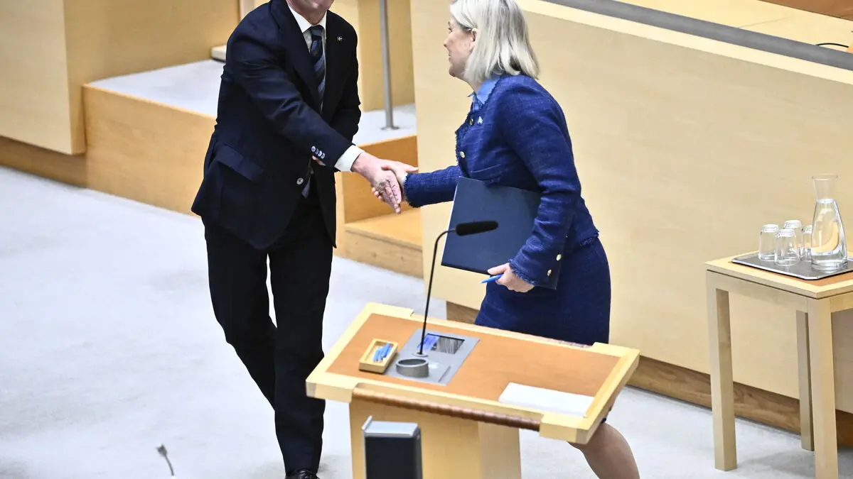 Moderate leaders want to debate Red-Green leaders ahead of elections this fall