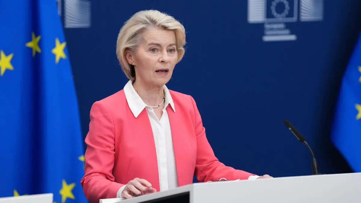 EU chief calls for gradual social media access rules for children