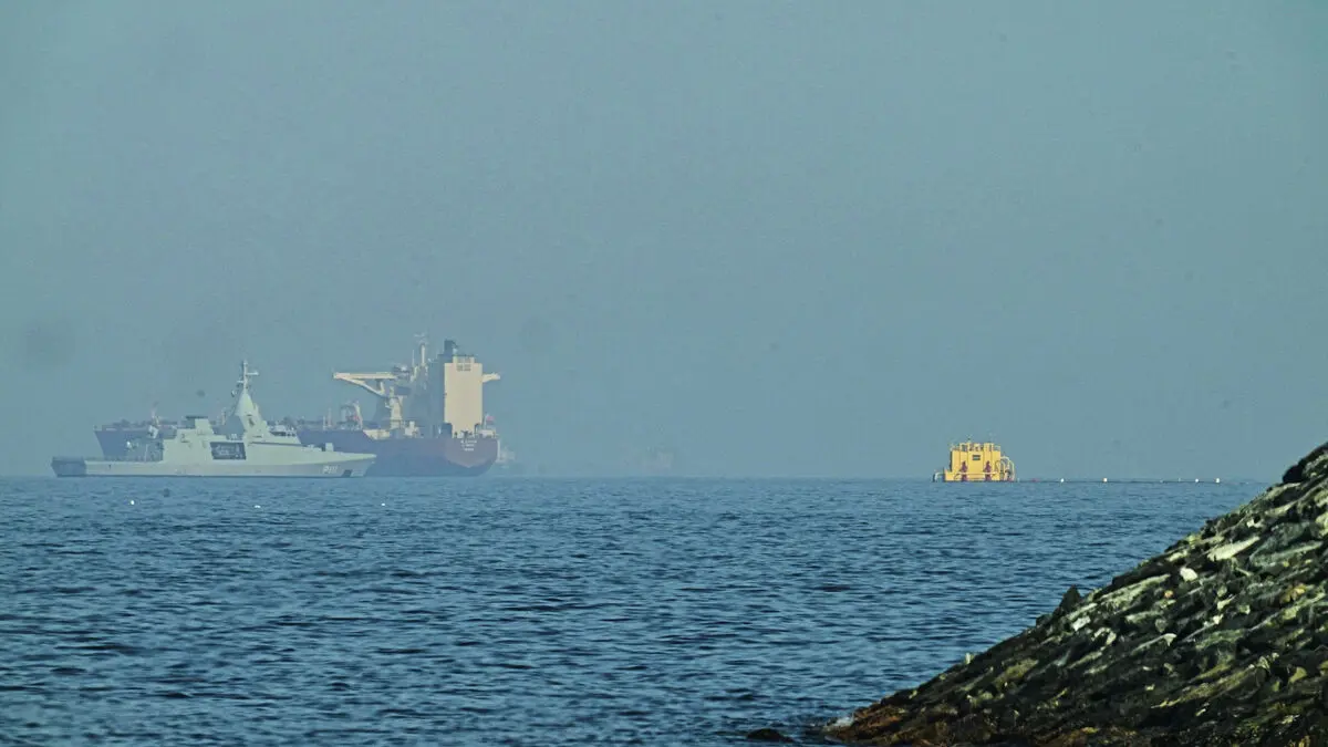 Indian sailors rescued from burning